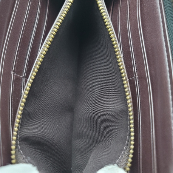 Coach Accordian Textured Leather Wallet - Picture 6 of 10